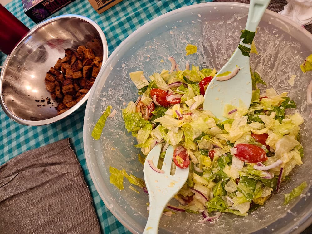 סלט קיסר של עילי recipe image 1